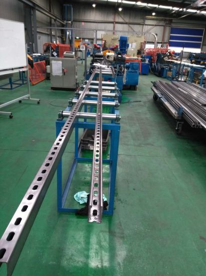 Rolo solar automático do suporte do controle novo do PLC de Mitsubishi do projeto que forma a máquina feita em China